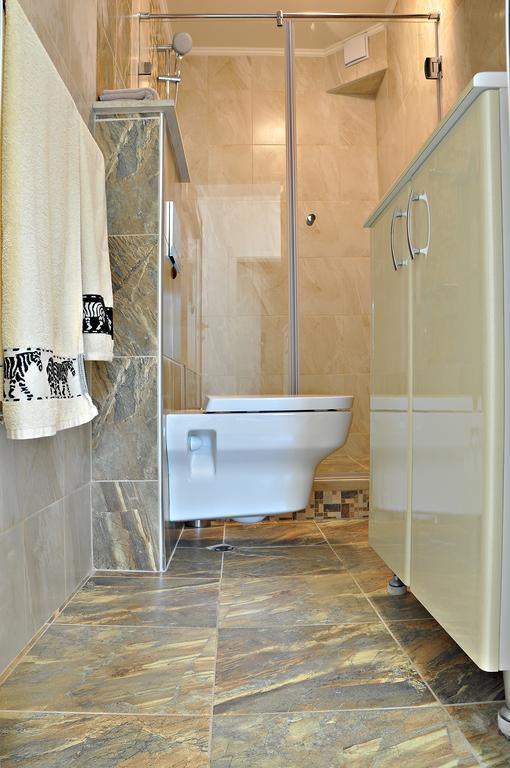 St George Apartment *
