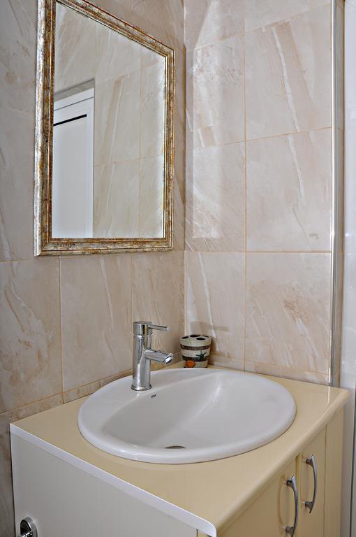 St George Apartment